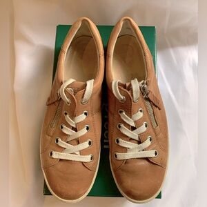 Paul Green Womens’s Cuoio Leather Sneaker Size 8